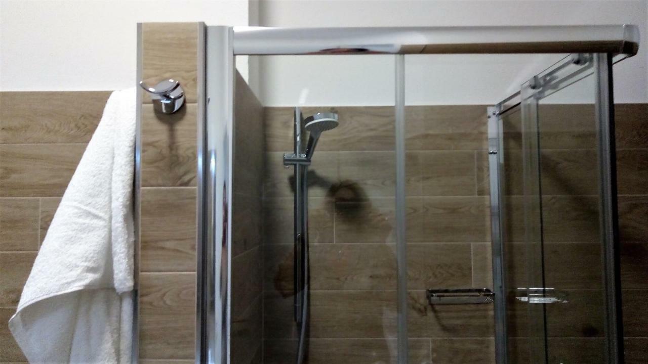 Lovely, Charming And Quiet In The Centre Air Conditioned And Free Private Garage Apartamento *
